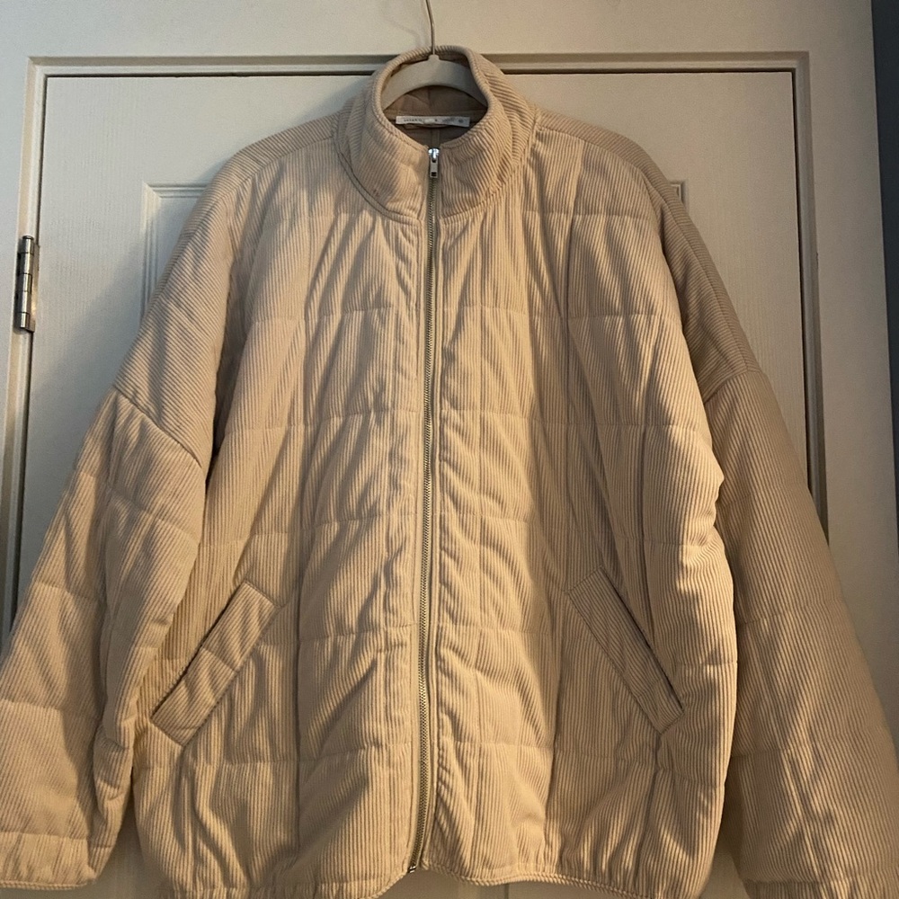 Women’s  Beige Quilted Jacket